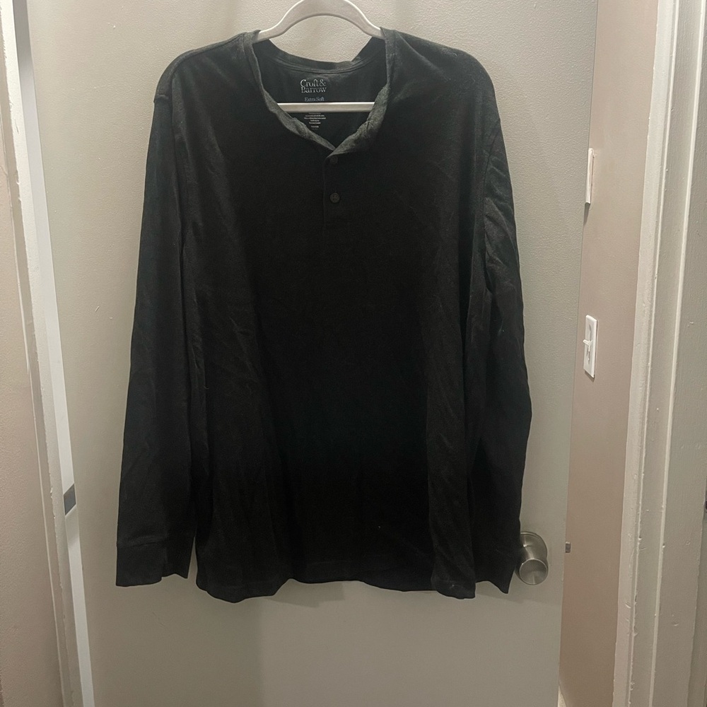 Croft & Barrow Men's Dark Long Sleeve Henley